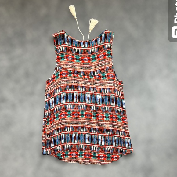 EUC No Boundaries Sleeveless Swing Top, L - Picture 2 of 7